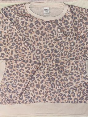 PINK Victoria's Secret Leopard Print Crewneck Sweatshirt in Taupe & Gray